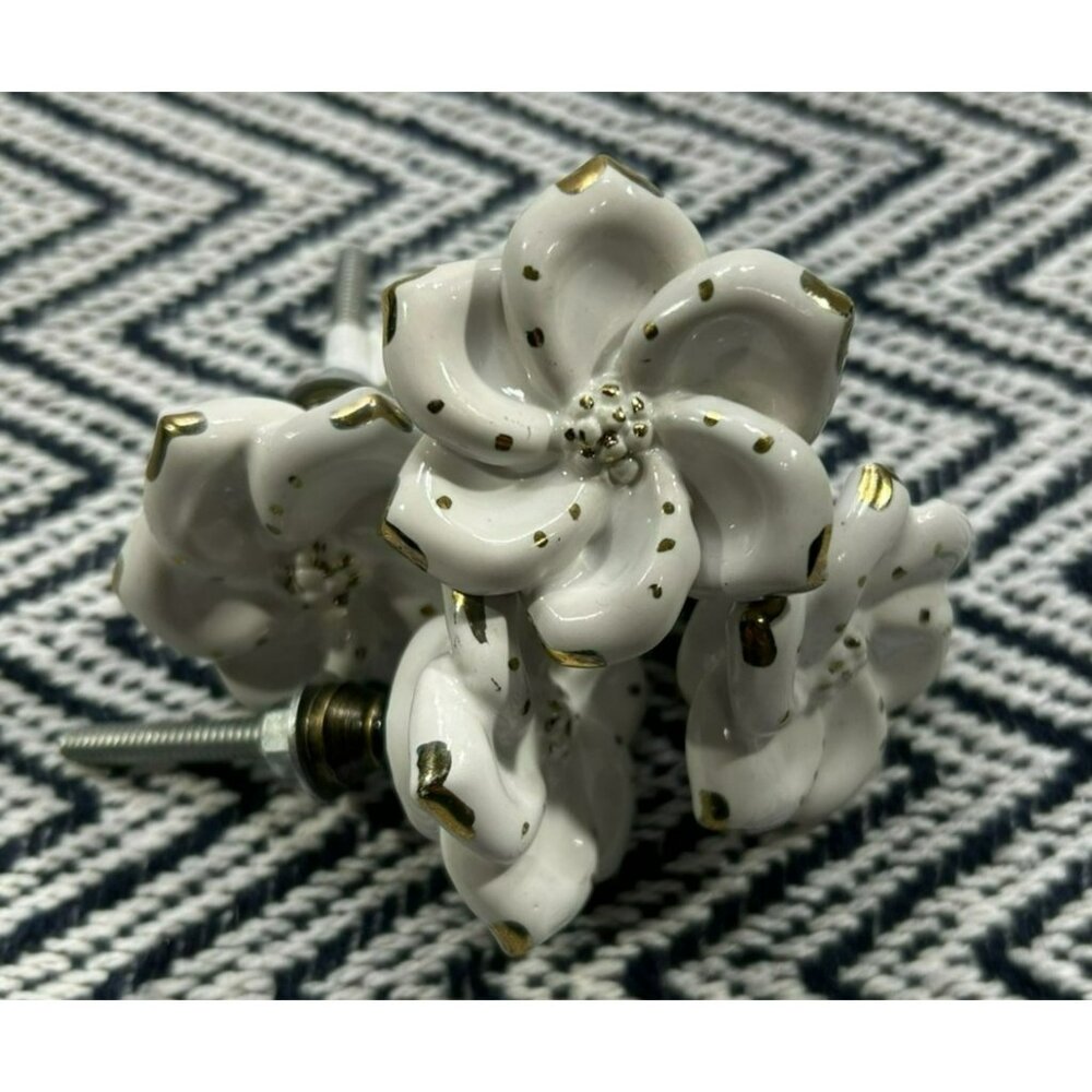 Set Of 4 White Ceramic Flower Cabinet Knobs With Gold Accents For Drawers Doors